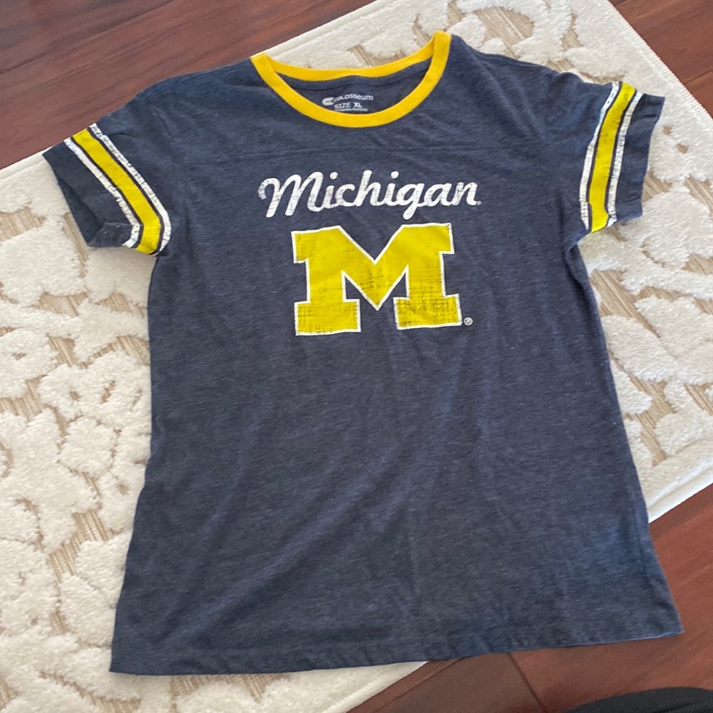 Colosseum Michigan t-Shirt XL